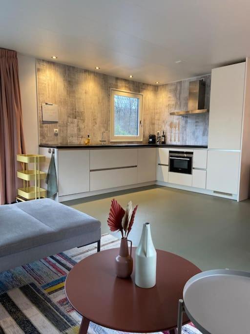 Unieke Woonark Met Privetuin En Free Parking. Apartment Rotterdam Luaran gambar